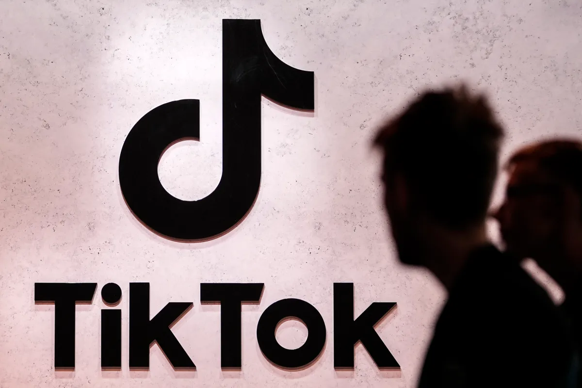 australia-bans-tiktok-on-government-devices-amid-security-fears
