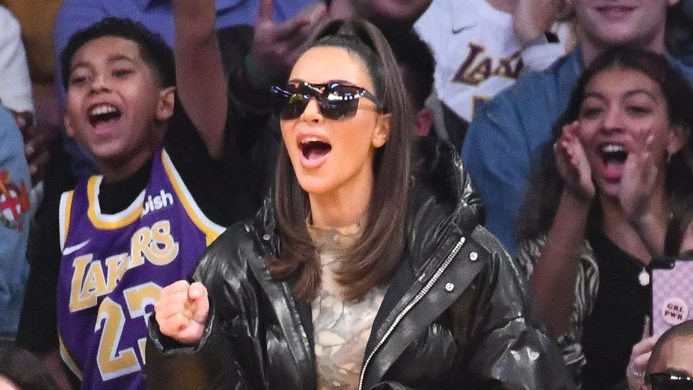 kim-kardashian-shows-support-for-khloes-ex-boyfriend-tristan-thompson-at-lakers-game