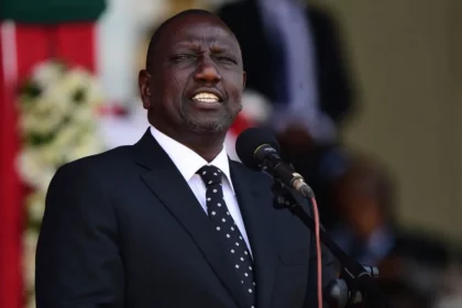president-of-kenya-tells-citizens-to-get-rid-of-us-dollars