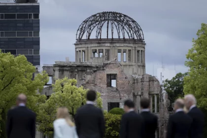 g7-world-leaders-reflect-at-hiroshima-bomb-museum