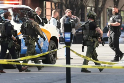 louisville-bank-shooting-gunman-livestreams-massacre-leaving-5-dead-and-8-injured-police-report