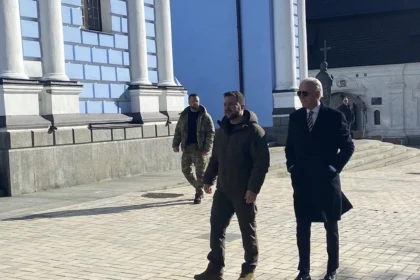Biden-makes-surprise-visit-to-Ukraine