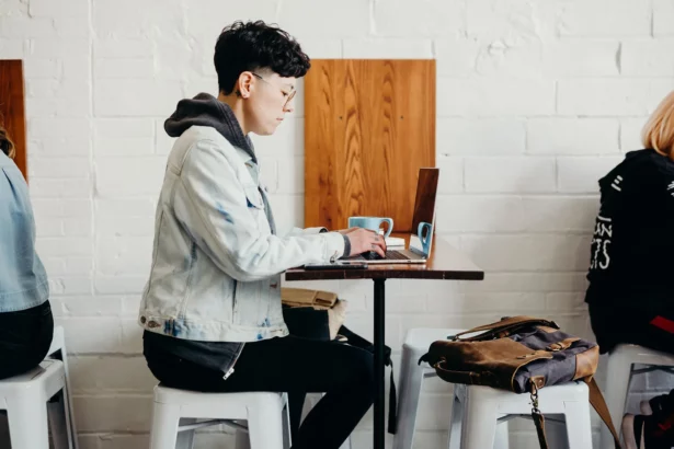 why-are-gen-z-workers-struggling-to-cope