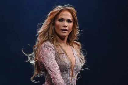 jennifer-lopez-shares-tips-for-a-healthy-lifestyle-at-launch-of-delola-alcohol-line