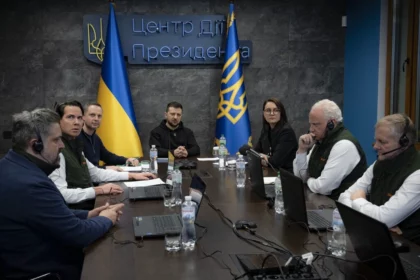 Volodymyr-Zelensky-met-with-international-investors-to-rebuild-Ukraine