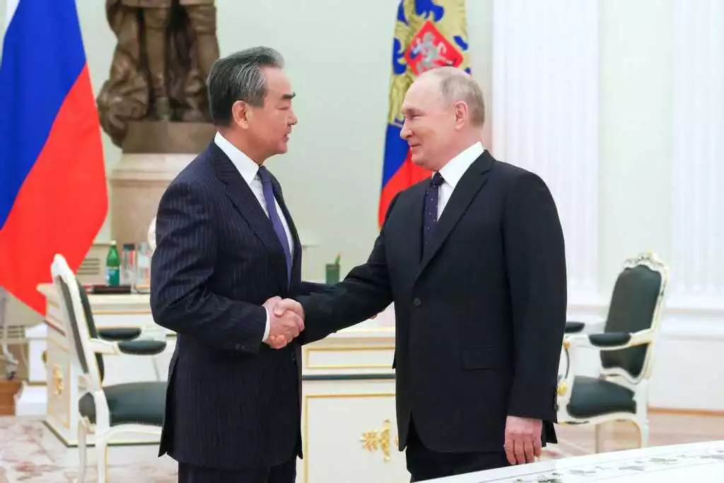 china-top-diplomat-visited-russia