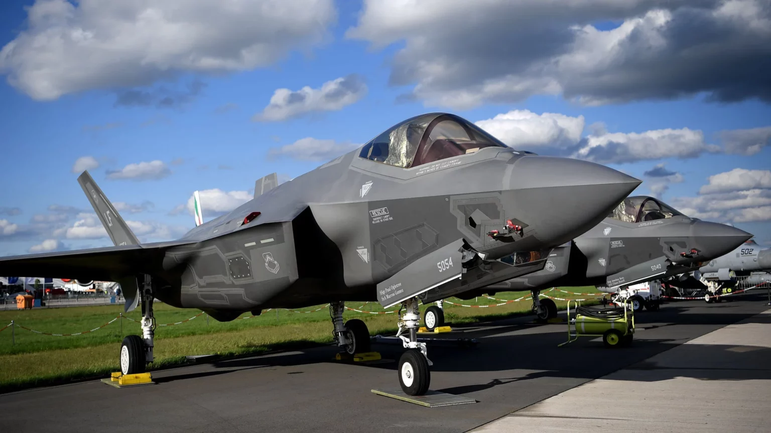 romania-aims-to-buy-us-f-35-fighter-jets-to-boost-air-defenses