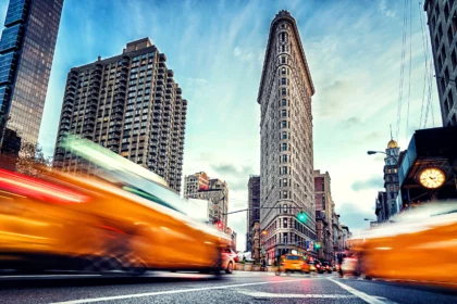 new-york-flatiron-building-auctioned-off-for-161-million