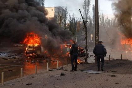 ukraine-army-reports-multiple-blasts-in-kyiv-alert-issued