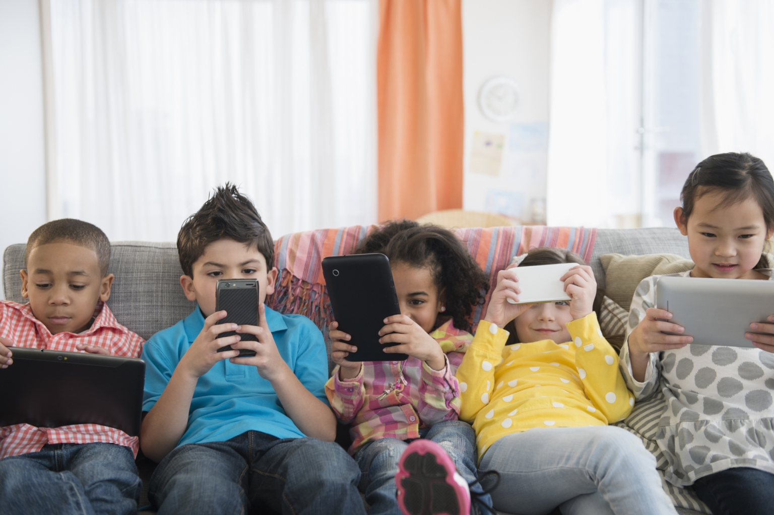 uses-of-social-media-may-harm-children