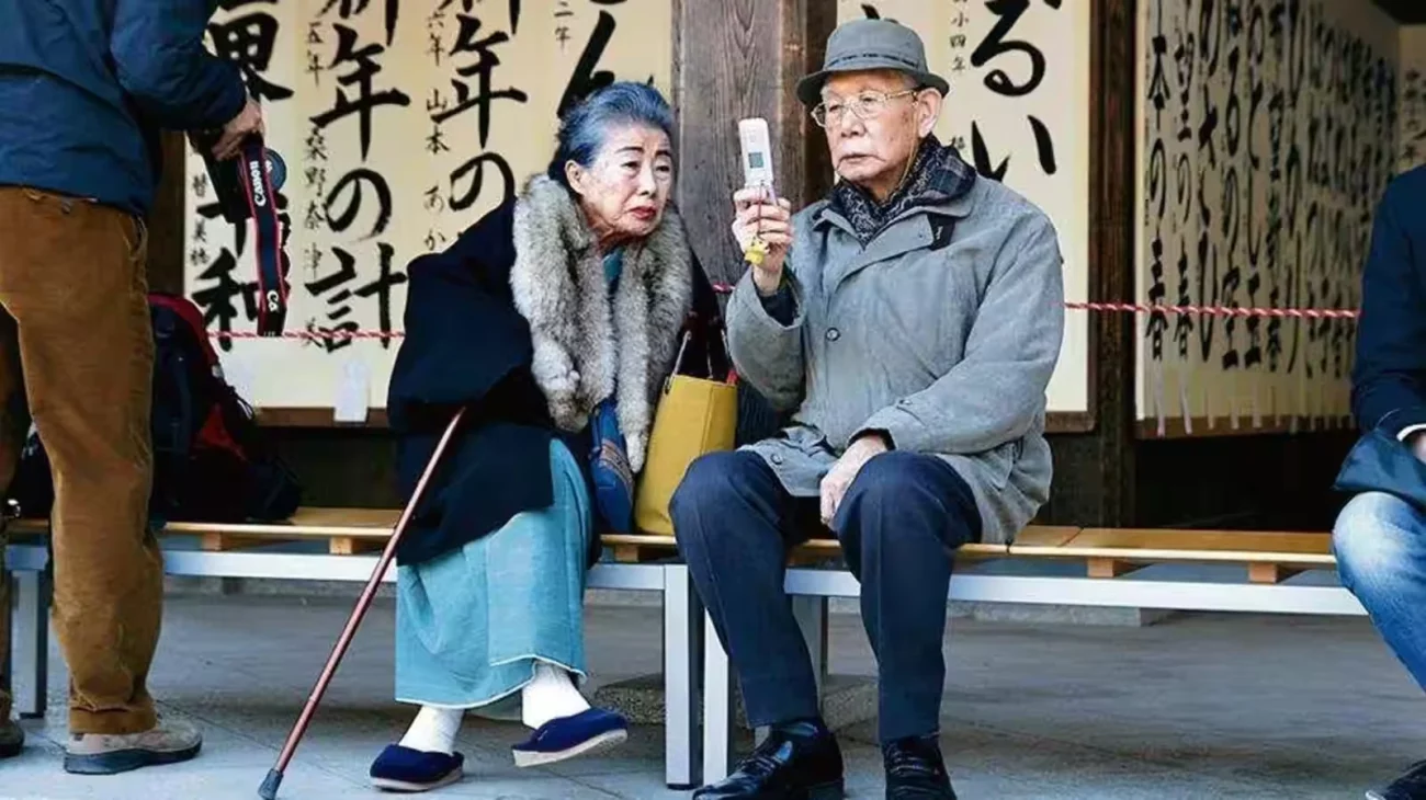 yale-professor-suggests-mass-suicide-for-japans-elderly