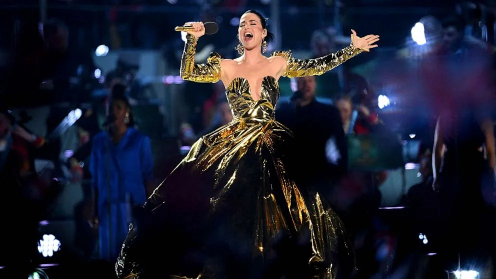 katy-perry-performs-at-kings-coronation-concert-and-spends-night-at-windsor-castle