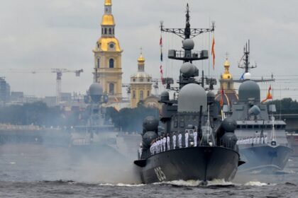 russias-navy-carried-out-a-live-fire-exercise-in-the-northwest-black-sea