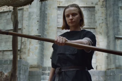 game-of-thrones-alum-faye-marsay-opens-up-about-fan-backlash-and-decision-to-step-back-from-social-media