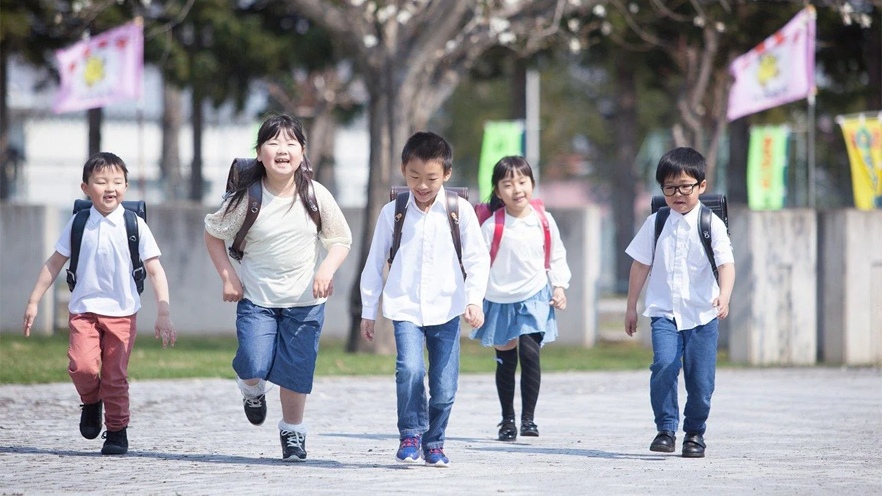 how-japanese-kids-walk-to-school-alone-safely