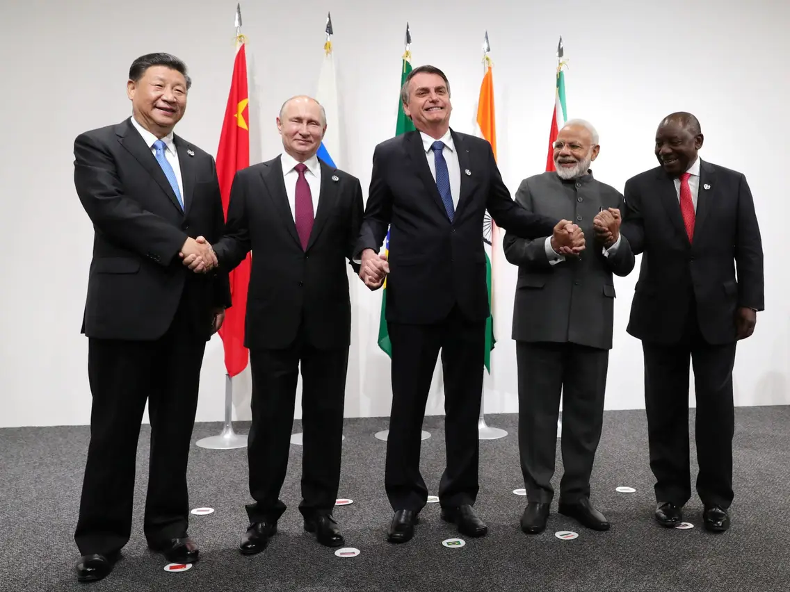 brics-nations-working-on-development-of-new-currency-to-reduce-dependence-on-us-dollar-and-euro