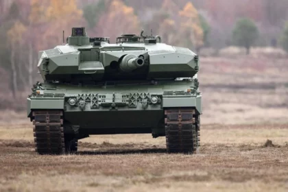 poland-to-send-10-leopard-tanks-to-ukraine-this-week