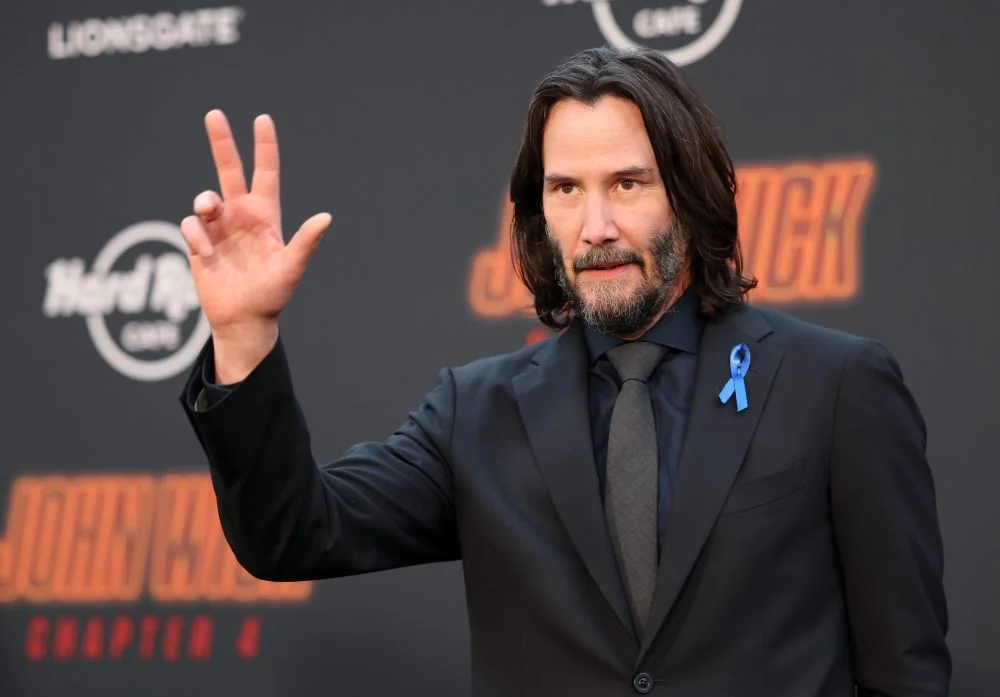 keanu-reeves-reveals-canadian-pop-group-alvvays-as-his-favorite-band