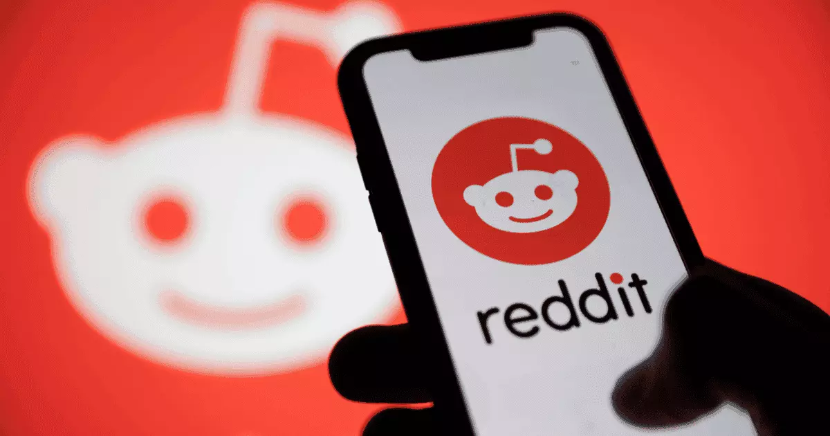 russia-fines-reddit-for-not-deleting-banned-content-on-fake-information-on-ukraine-conflict