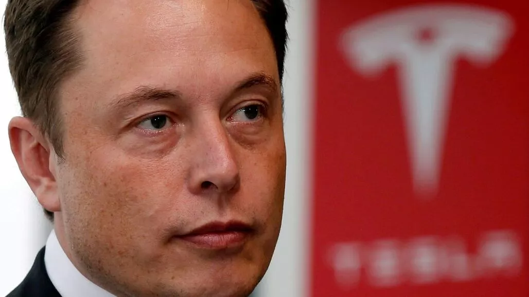 musk-2018-twitter-post-unlawfully-threatened-tesla-employees-us-court