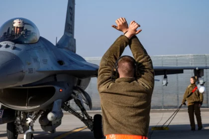 ukraine-will-not-be-able-to-operate-us-built-f-16-fighter-jets