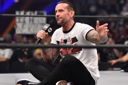 cm-punk-interacts-with-some-current-and-former-wwe-superstars