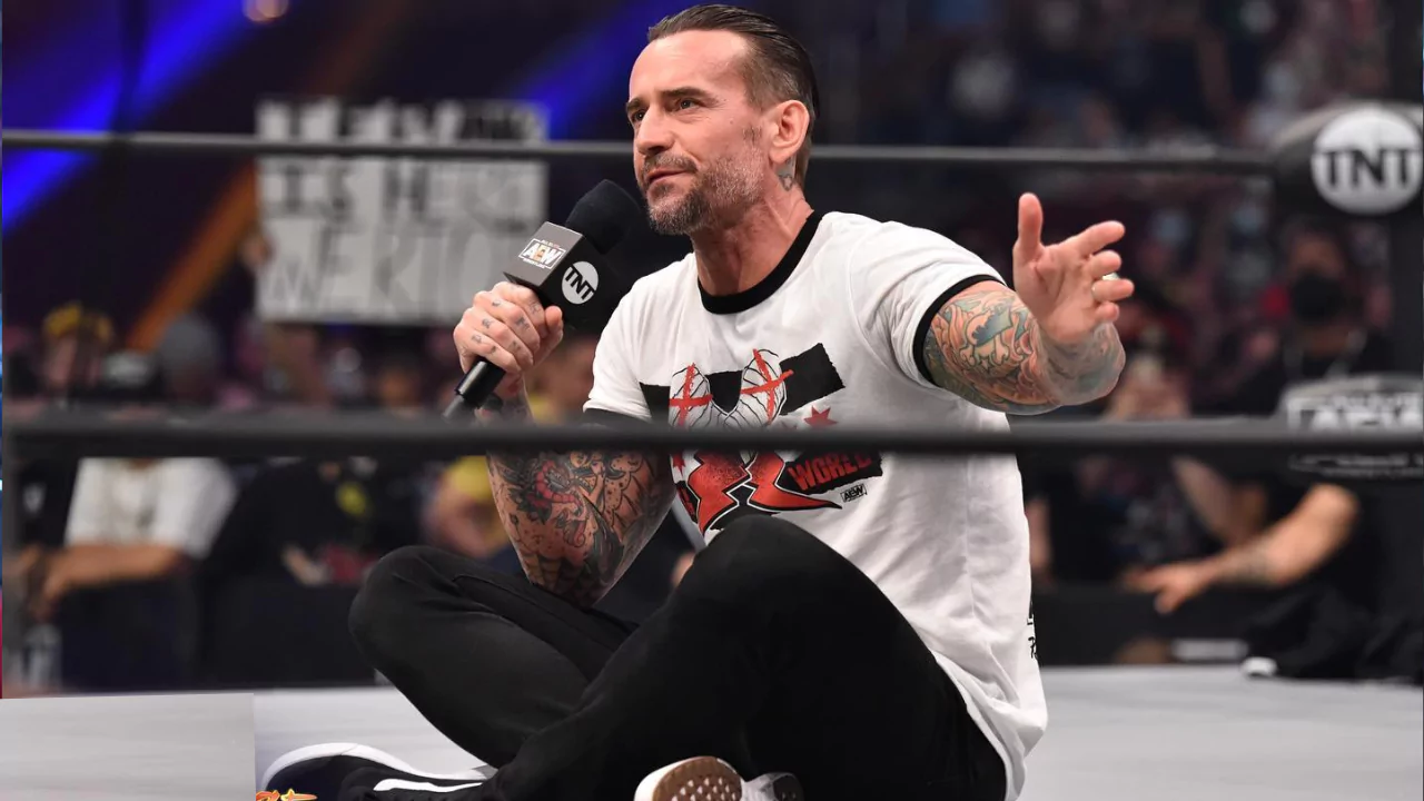cm-punk-interacts-with-some-current-and-former-wwe-superstars