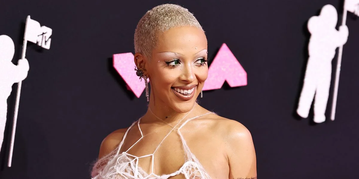 Doja Cat's DemonicThemed VMA Performance Sparks Fan Speculation of