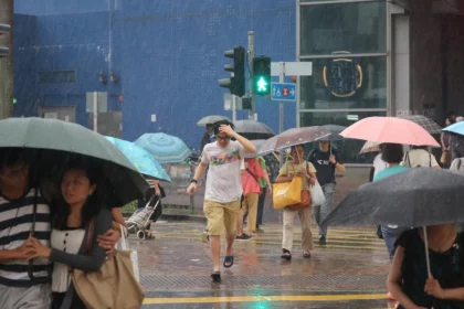 hong-kong-was-flooded-by-the-heaviest-rainfall-in-140-years-leaving-the-streets-underwater