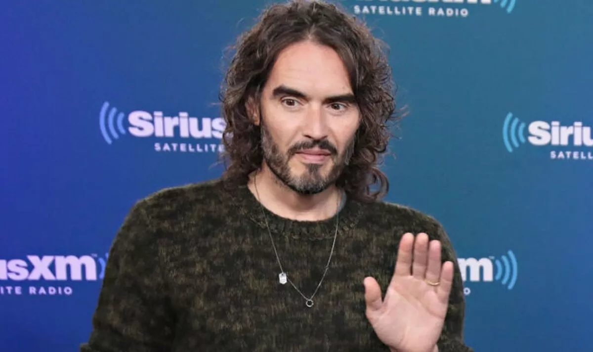 russell-brand-speaks-of-distressing-week-in-his-first-public-comments-since-rape-and-assault-allegations