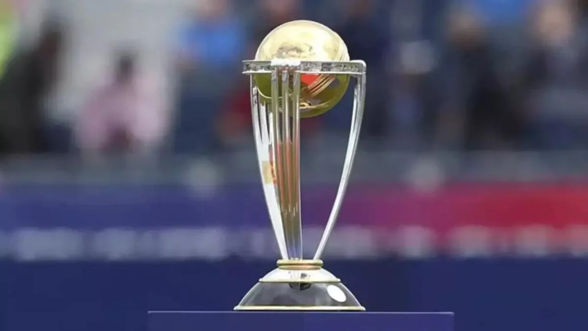 icc-world-cup-2023-trophy-made-its-grand-arrival-in-pakistan-after-a-delay