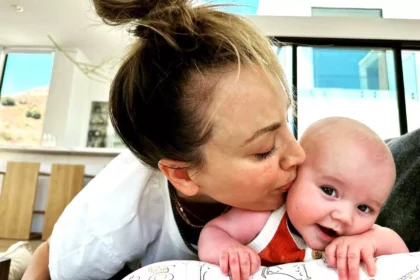 kaley-cuoco-shares-cute-photo-of-daughter-matilda