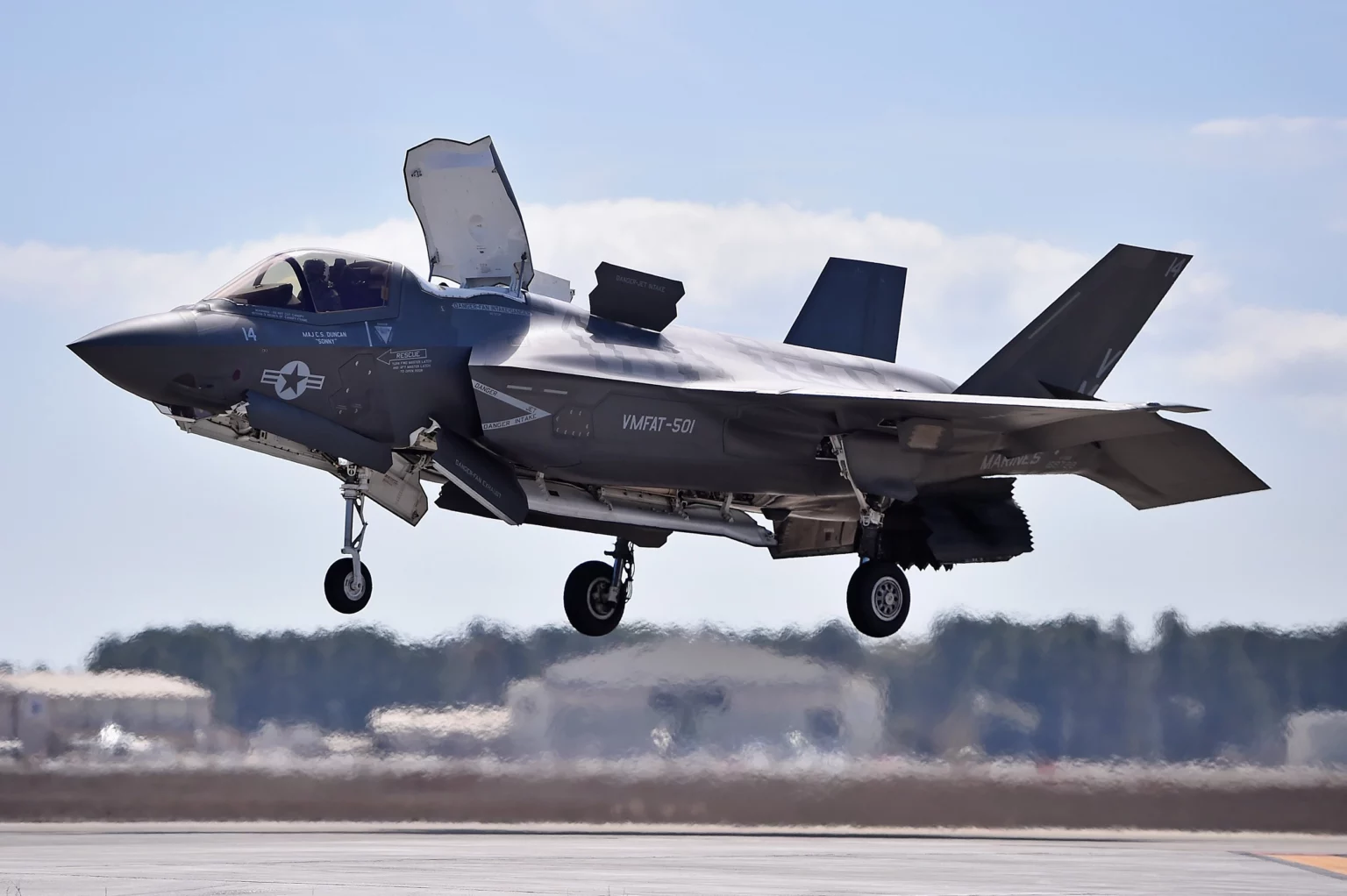 us-military-ask-locals-for-help-to-find-missing-f-35-fighter-jet