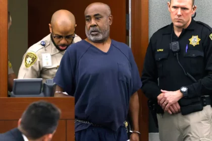 davis-who-accused-of-the-murder-of-tupac-shakur-appears-in-court-after-25-years