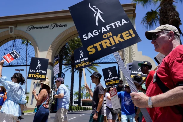 talks-between-hollywood-actors-and-studios-over-strike-suspended-studios