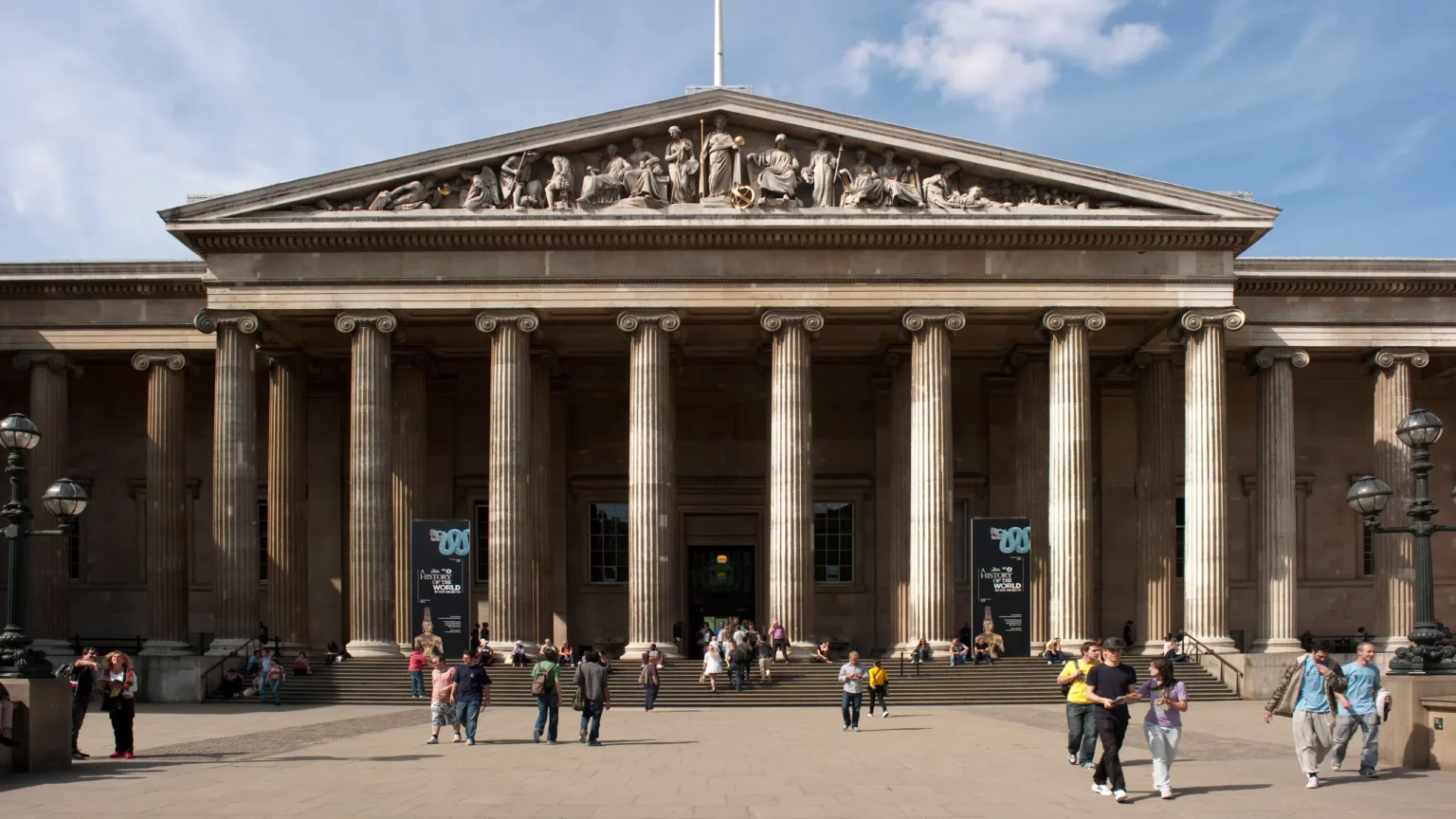 british-museum-plans-to-digitize-entire-collection-after-theft-incident