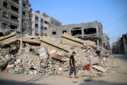 israel-airstrikes-gaza-prepares-troops-for-ground-assault