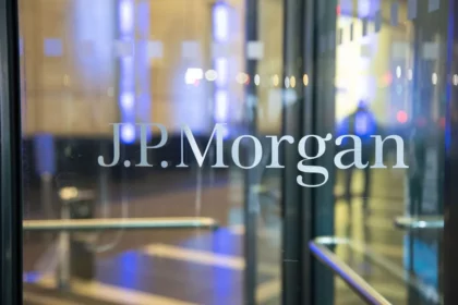 jpmorgan-stock-down-after-ceo-jamie-dimon-says-he-will-sell-one-million-shares