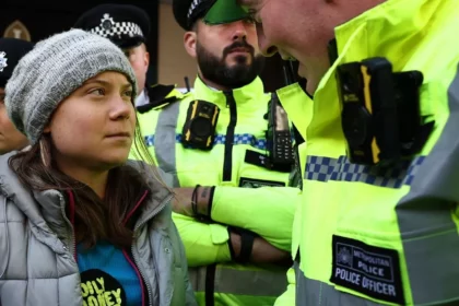 climate-activist-greta-thunberg-to-appear-in-london-court-after-her-arrest-during-a-protest