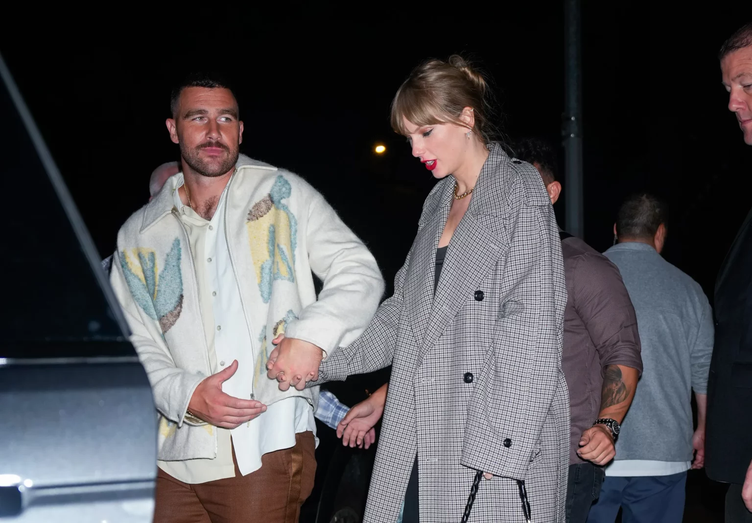 travis-kelce-plans-to-propose-to-taylor-swift-for-marriage-this-christmas