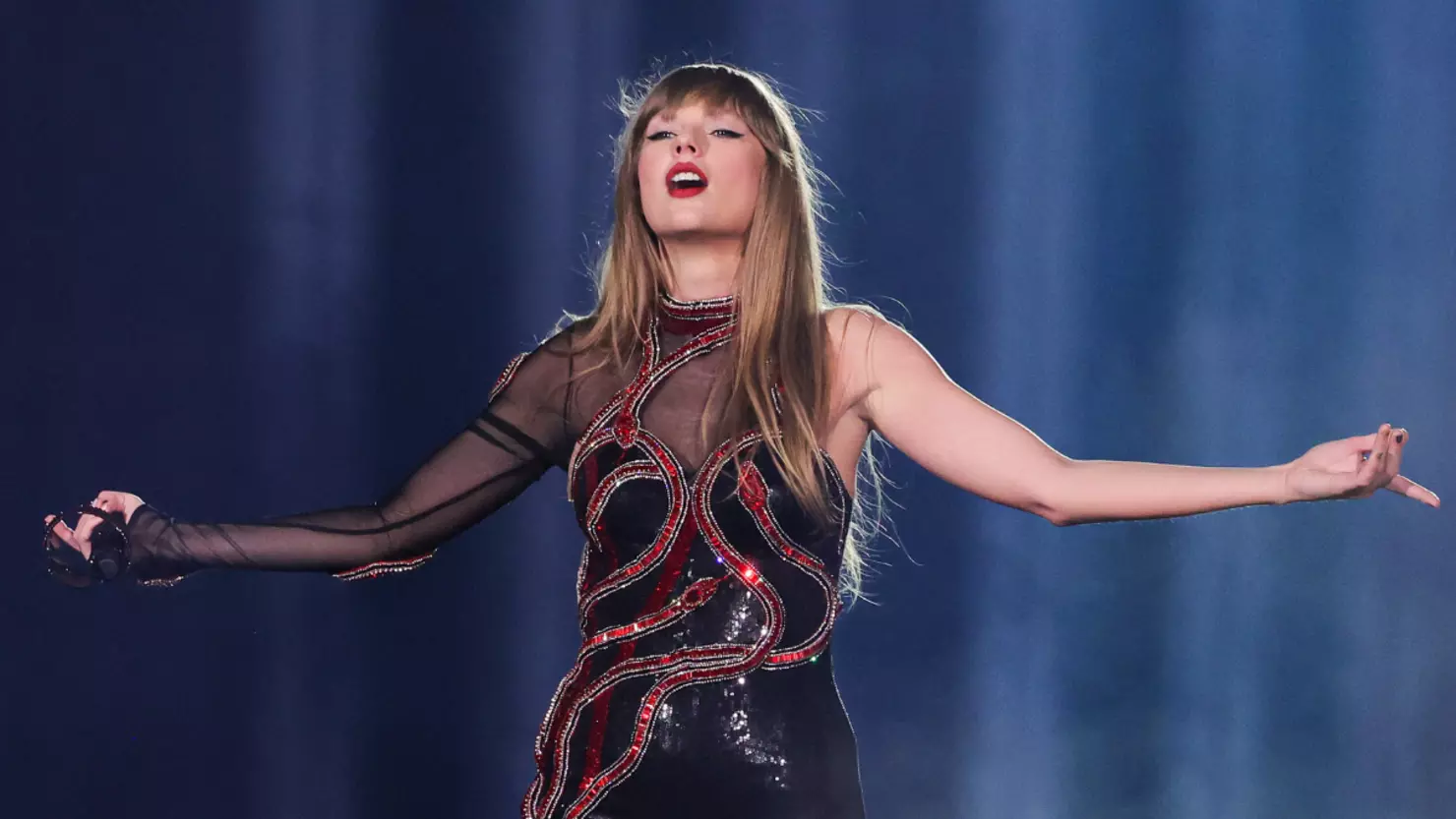 the-company-behind-taylor-swifts-shows-in-brazil-apologizes-after-the-tragic-death-of-a-fan