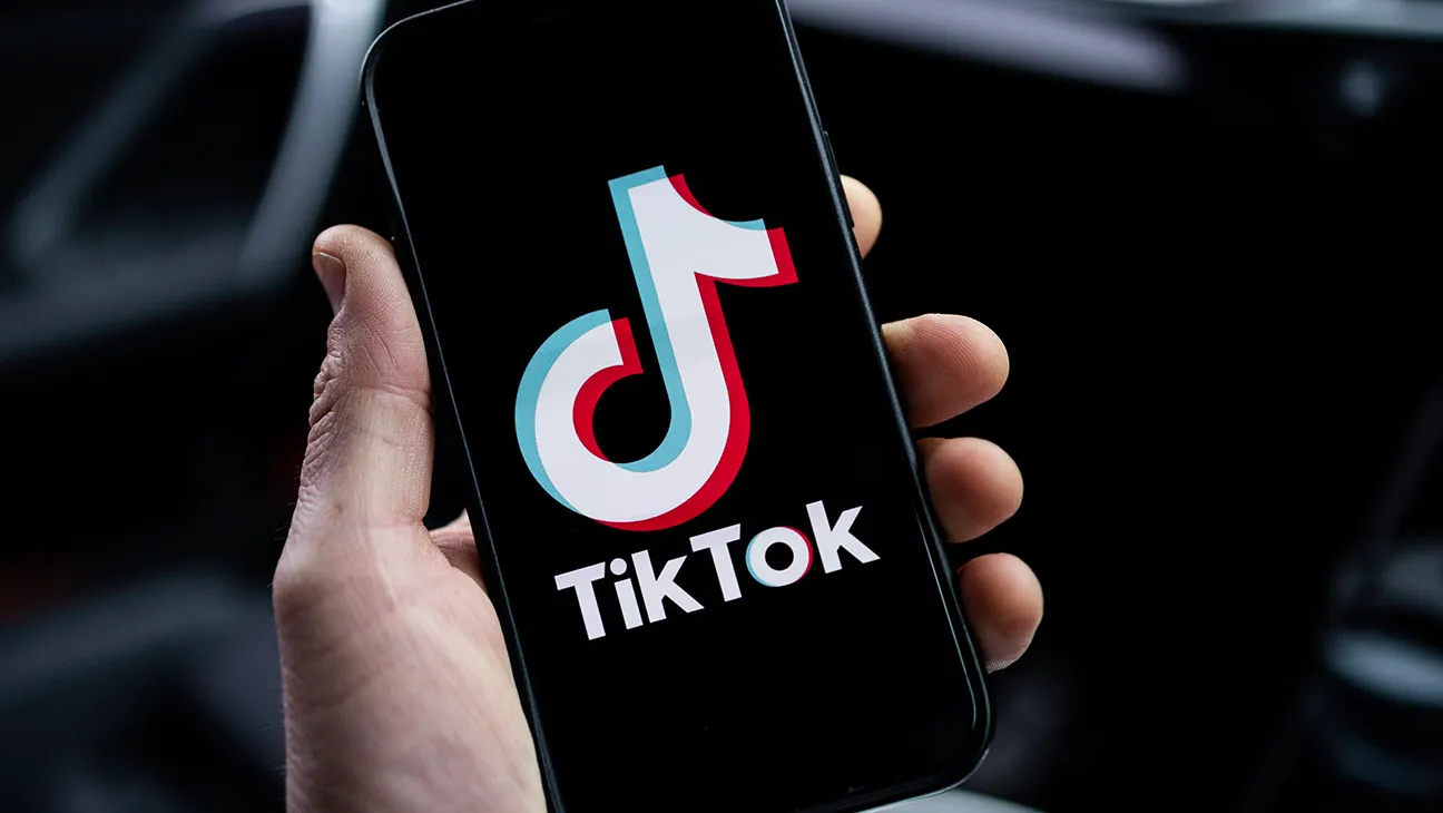tiktok-appears-as-a-source-of-news-for-43-pct-of-users-in-2023-pew-research-center