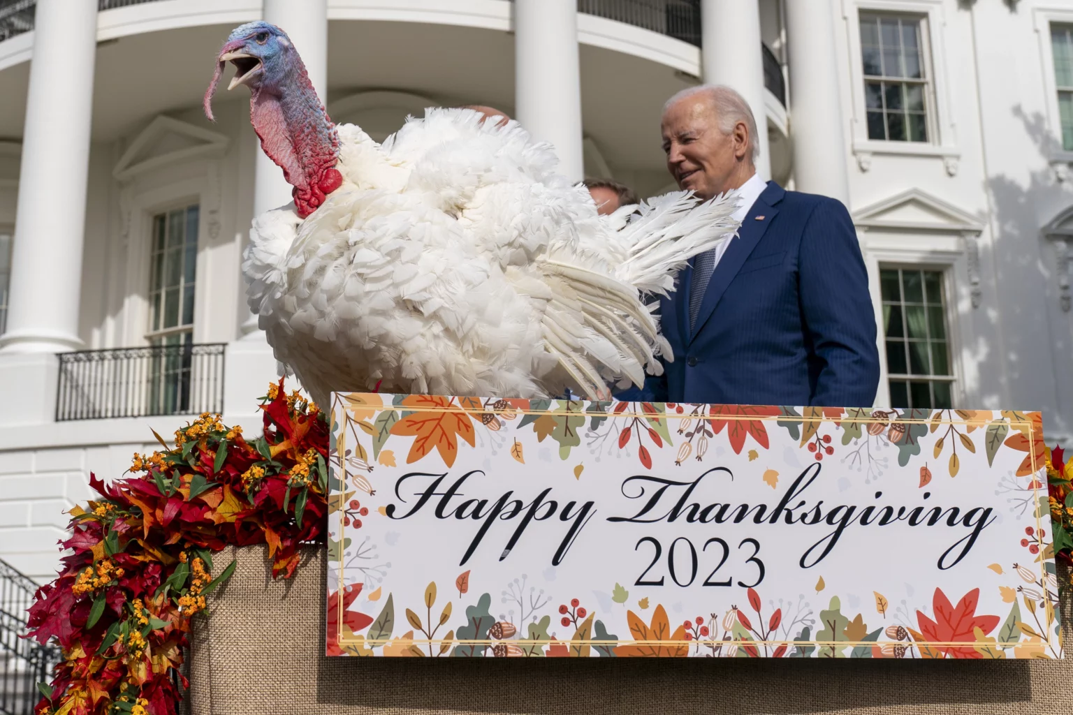 joe-biden-jokes-about-his-age-at-thanksgiving-turkey-pardoning
