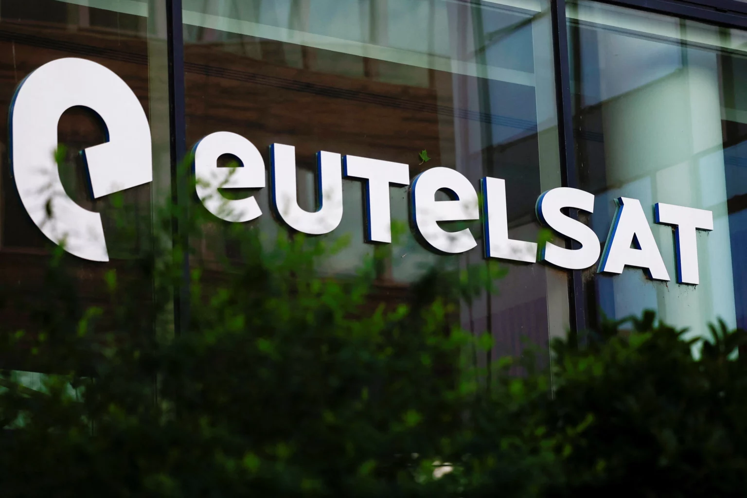 eutelsat-boss-says-nobody-wants-a-musk-monopoly-on-satellite-internet