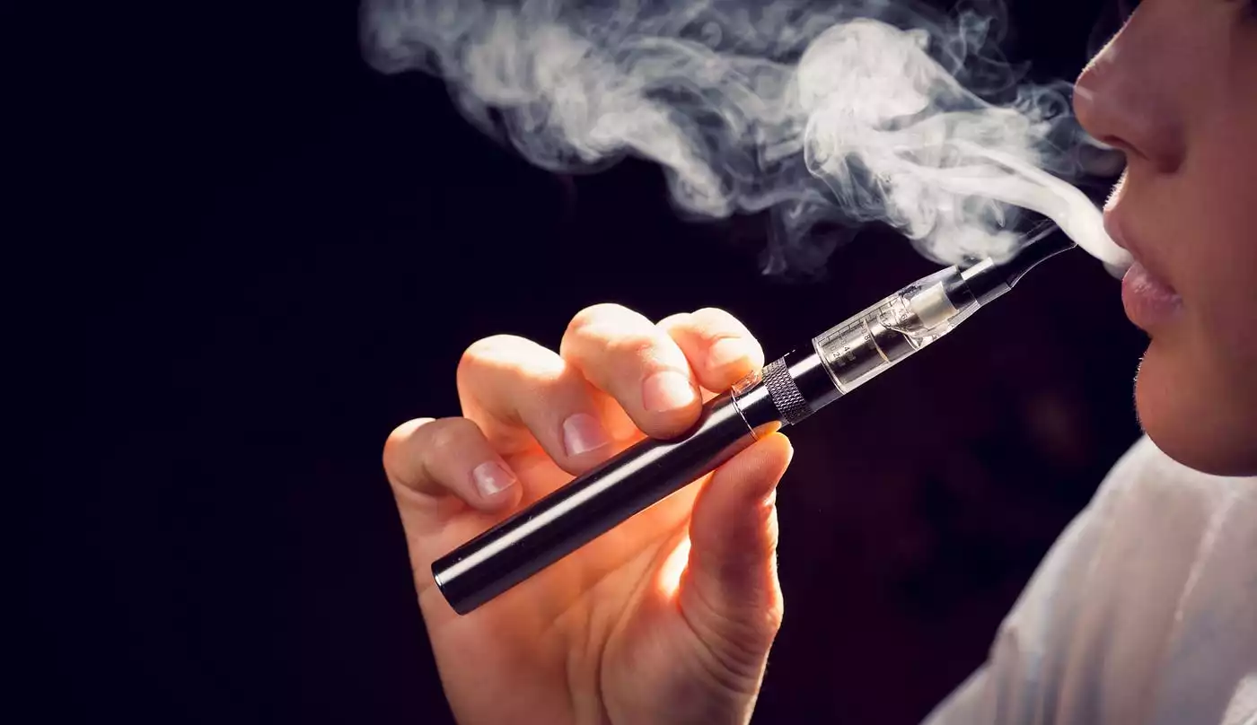 australia-will-ban-disposable-vape-imports-from-next-year