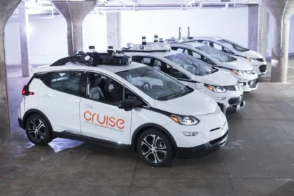 california-hits-pause-on-gm-cruise-self-driving-cars-citing-safety-concerns-following-series-of-accidents