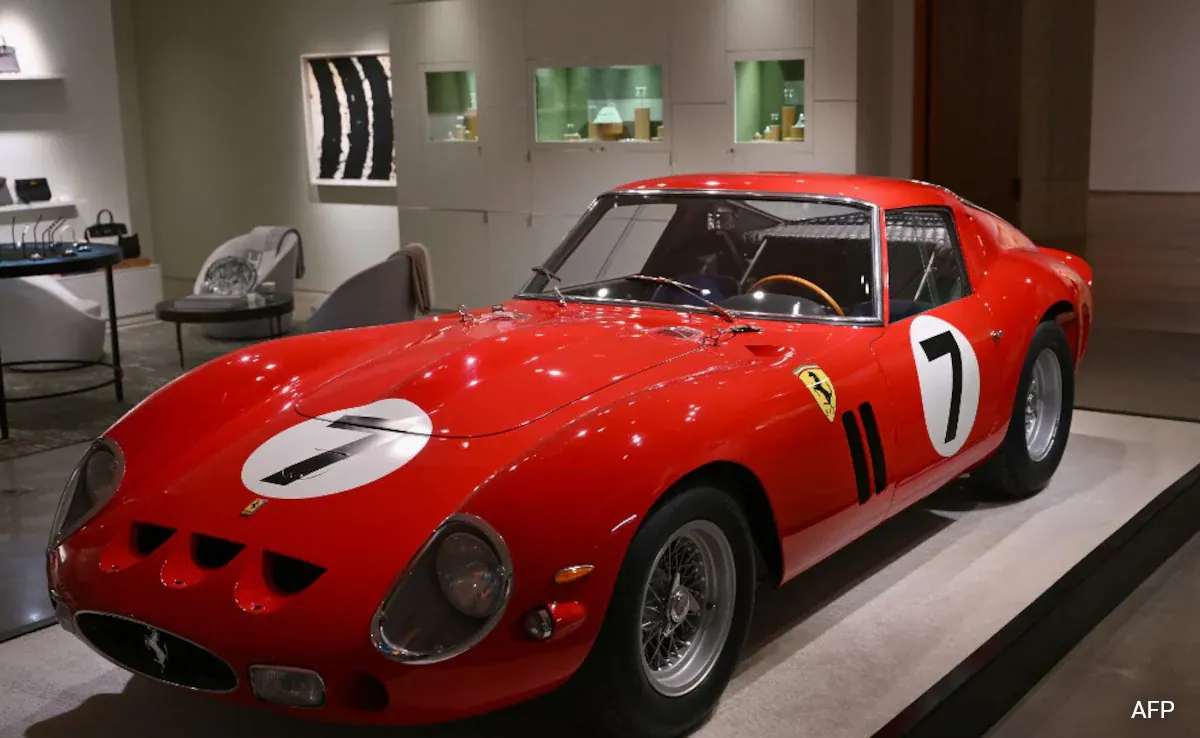 1962-ferrari-250-gto-auctioned-for-51-7-million-in-new-york-sothebys