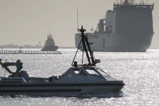 britain-to-send-royal-navy-mine-hunting-ships-to-ukraine-to-help-restore-exports