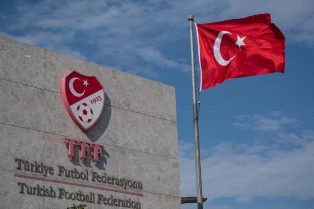 turkey-suspends-all-league-games-after-club-president-faruk-koca-punches-referee-halil-umut-meler