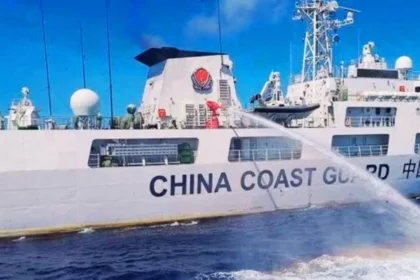 philippines-accuses-chinese-coast-guard-of-firing-water-cannons-at-filipino-boats